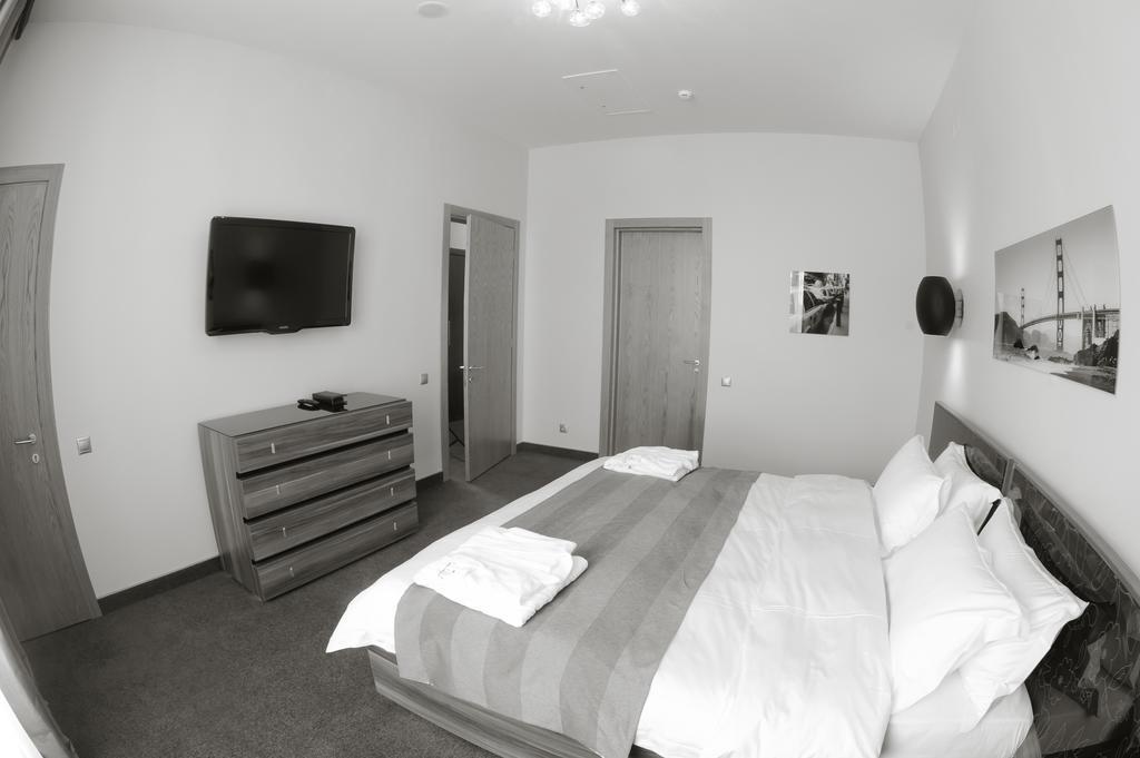 Karagandy Voyage Hotel מראה חיצוני תמונה