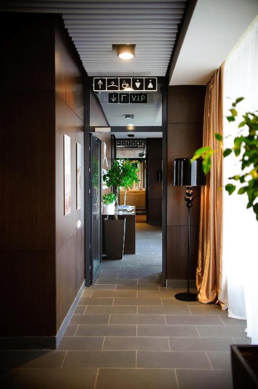 Karagandy Voyage Hotel מראה חיצוני תמונה